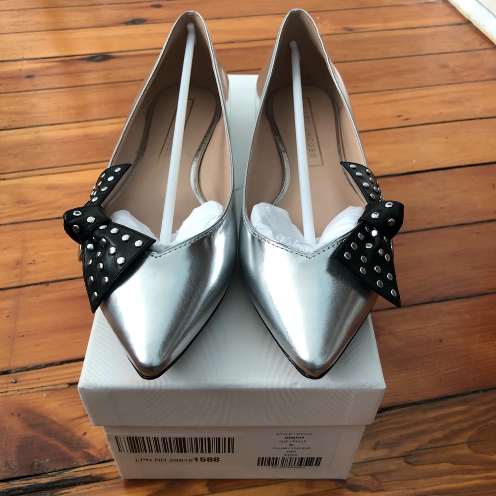 NIB Marc Jacobs silver Rita Pointy Toe Ballet Flat